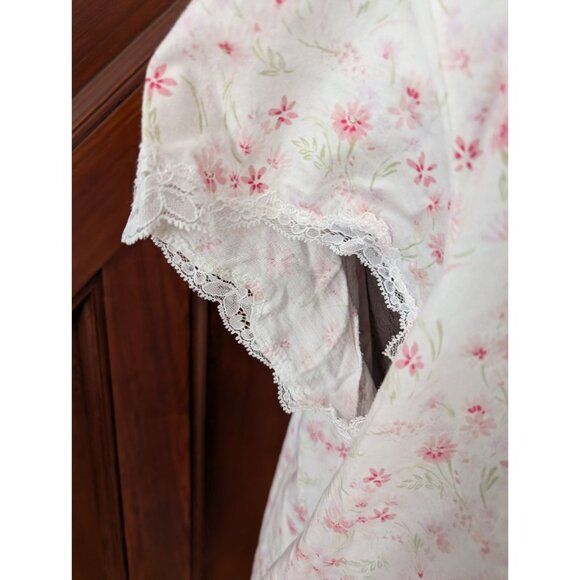 Carole Hochman Pink Floral Lace Trim Nightgown With Pocket & Button Front - Picture 4 of 9